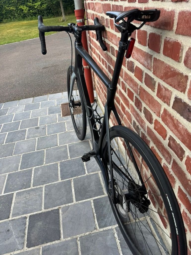 Used CUBE Cube Agree C 62 Pro Di2 2023 Road & Gravel, Black — image 4 of 6