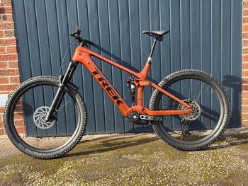 Used Trek Rail 9.8 GX AXS Gen 4 2023 2023 Mountainbike, Red, 29 — image 2 of 3