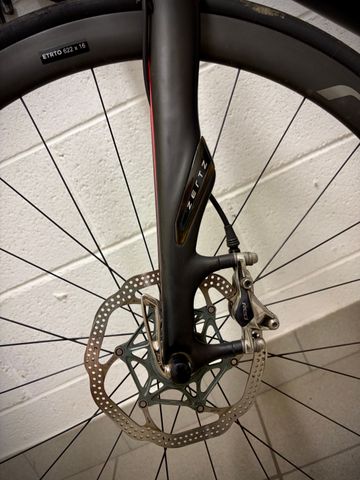 Used Specialized Roubaix SRAM Red 2016 Road & Gravel, Black — image 4 of 17