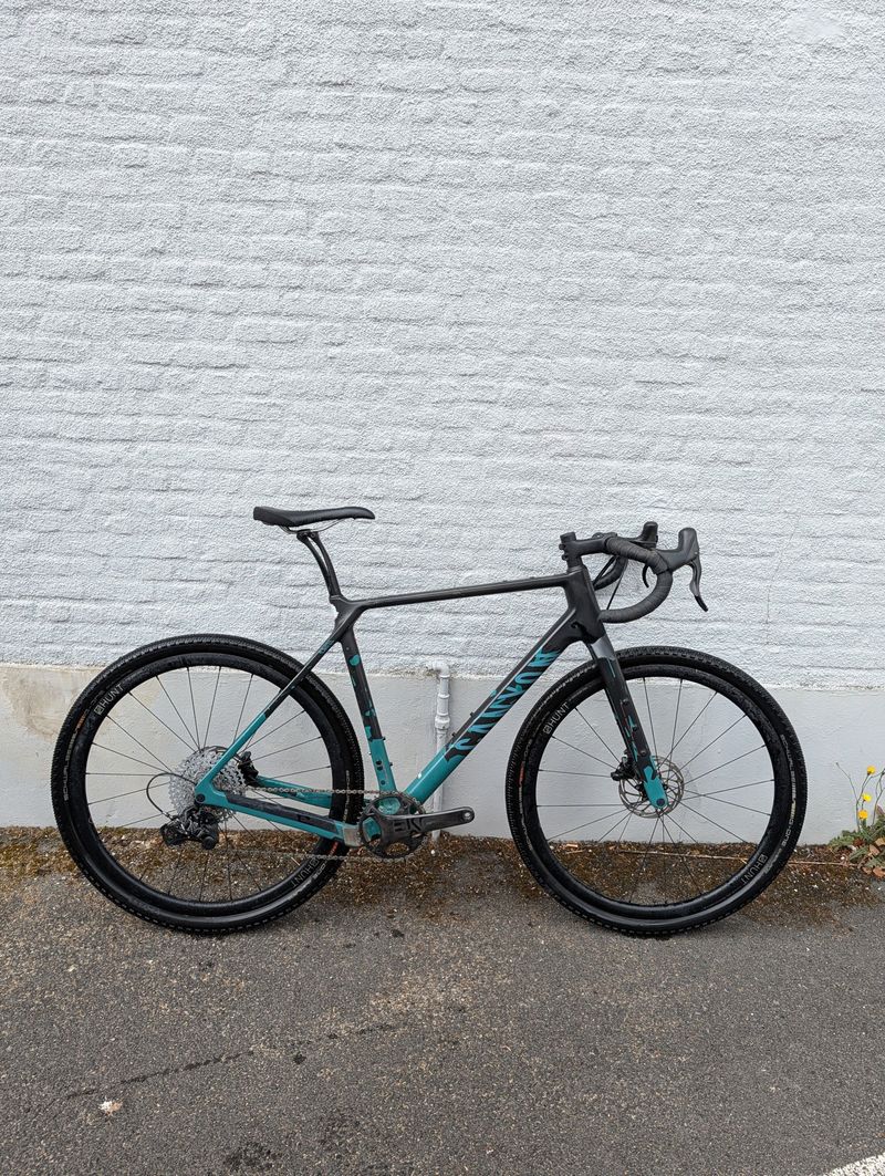Tweedehands Canyon Grizl CF SLX 8 1by 2022 2022 Road & Gravel