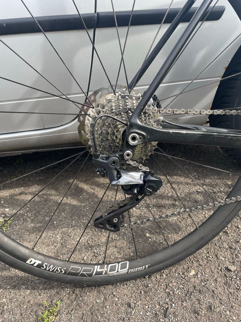 Used Canyon Endurace CF SL Disc 7.0 2018 2018 Road & Gravel, Black — image 5 of 7