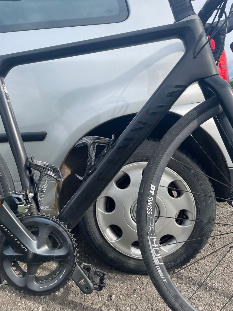 Used Canyon Endurace CF SL Disc 7.0 2018 2018 Road & Gravel, Black — image 4 of 7