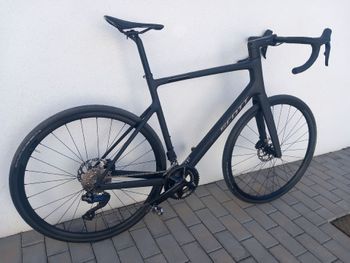 Scott, Addict 40 2025