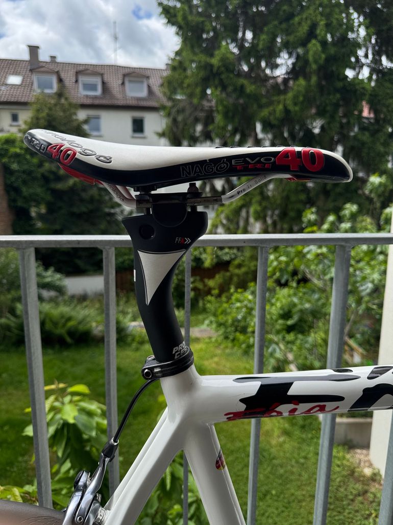 Used Cucuma Foia Shimano Ultegra 2012 Road & Gravel — image 20 of 21