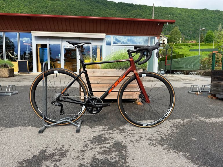 Used KTM Revelator Alto Exonic Carbon Dura Ace DI2 2022 Road & Gravel — image 1 of 6