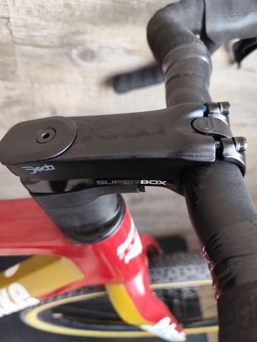 Schmolke Carbon Infinity Integral MY 2024 2024 Road & Gravel usato, Rosso — immagine 2 di 8