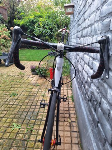 Brugt Trek Madone 4.7 Ultegra 2011 2011 Road & Gravel — billede 5 af 9