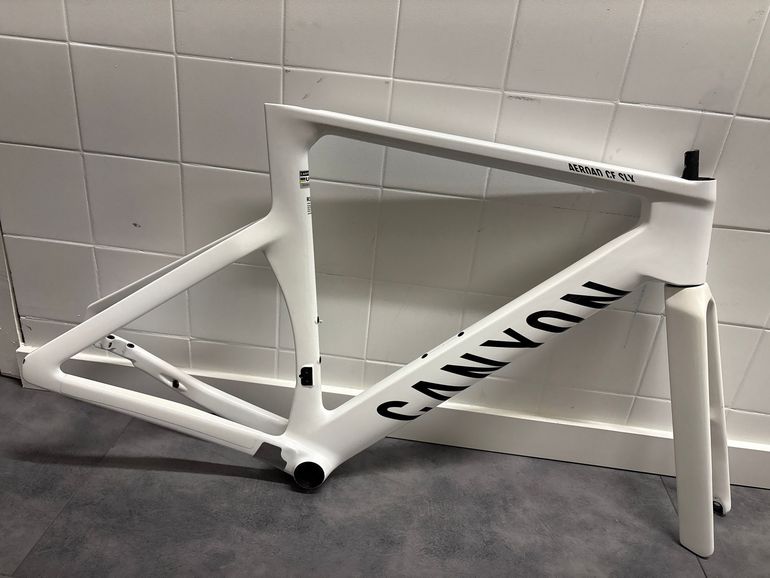 Used Canyon Aeroad CFR Disc Frame and Brake Kit 2026 Frameset 2026 Road & Gravel, White — image 1 of 14