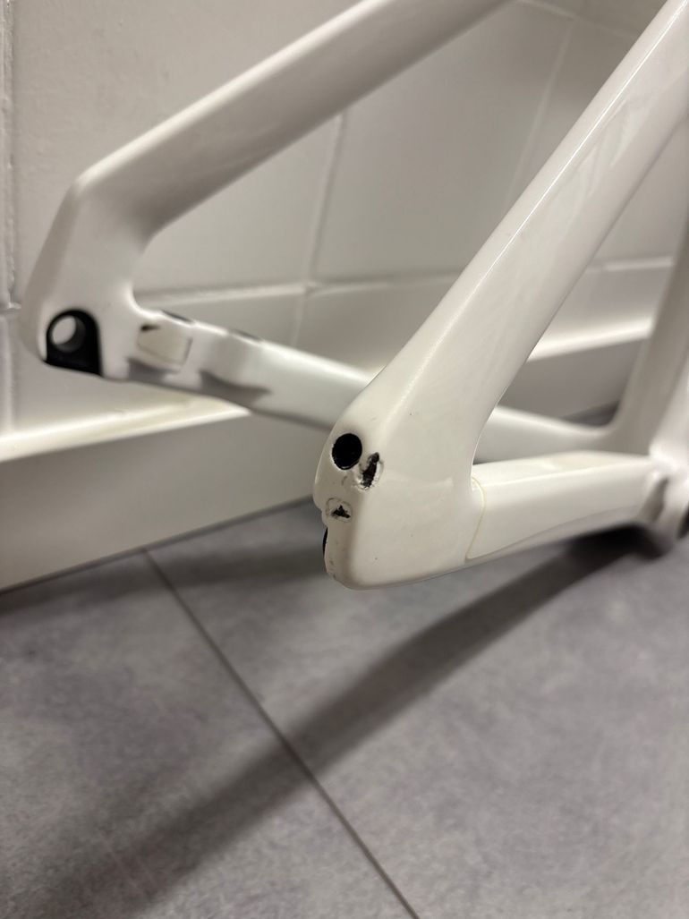 Used Canyon Aeroad CFR Disc Frame and Brake Kit 2026 Frameset 2026 Road & Gravel, White — image 2 of 14