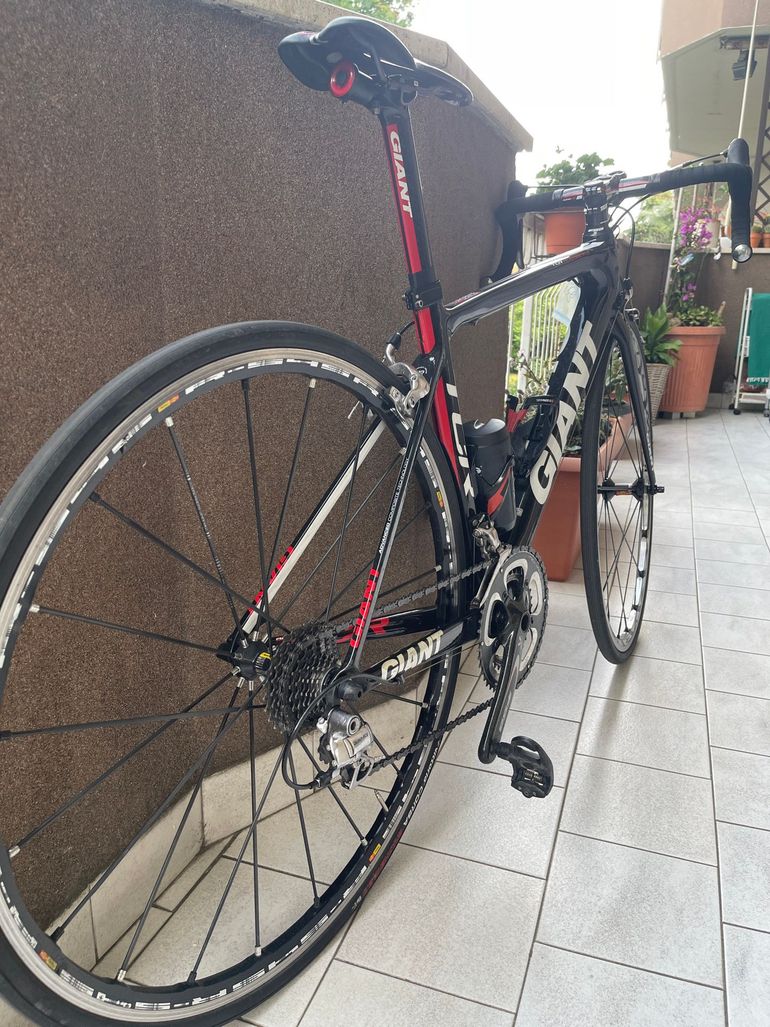 Used Giant TCR Advanced 1 Ultegra 2014 2014 Road & Gravel, Black — image 3 of 4