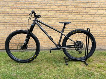 Commencal, META HT AM RACE 2022