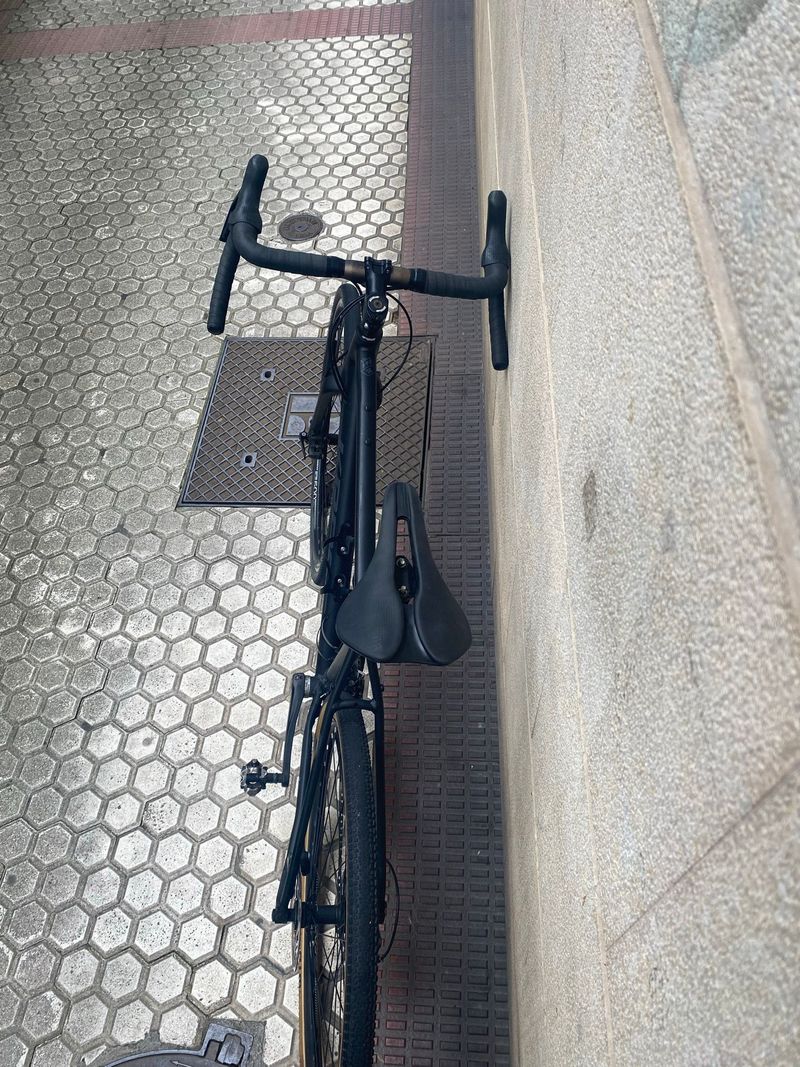 Used Kross ESKER 6.0 2026 2026 Road & Gravel, Black — image 6 of 6