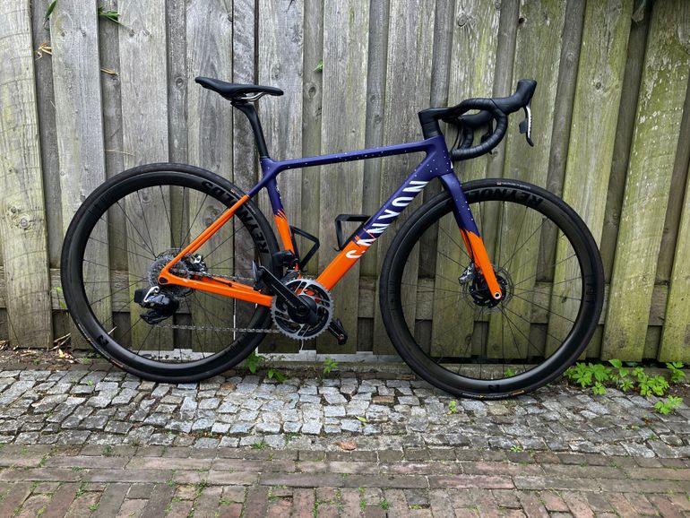 Used Canyon Ultimate CF SLX 9 WMN Disc eTap 2021 2021 Road & Gravel — image 1 of 5