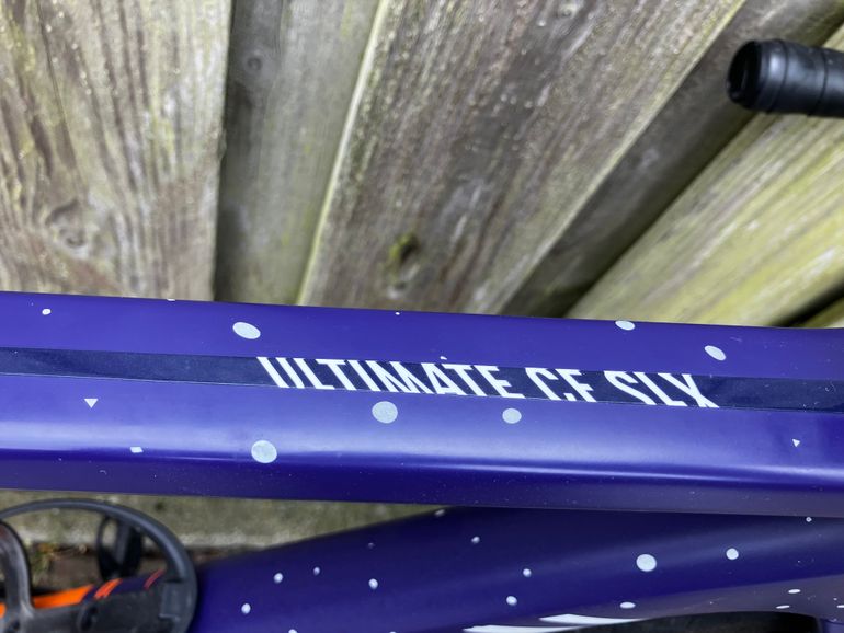 Used Canyon Ultimate CF SLX 9 WMN Disc eTap 2021 2021 Road & Gravel — image 4 of 5