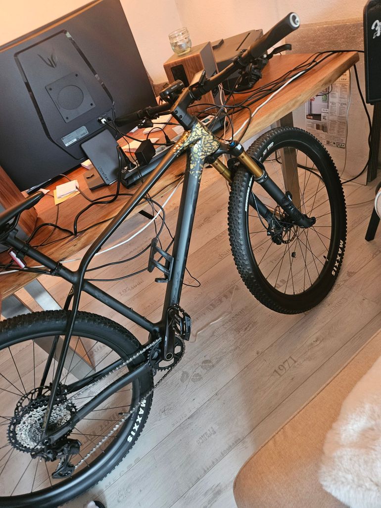 Used Orbea ALMA M PRO 2022 2022 Mountainbike, Black, 29 — image 6 of 6