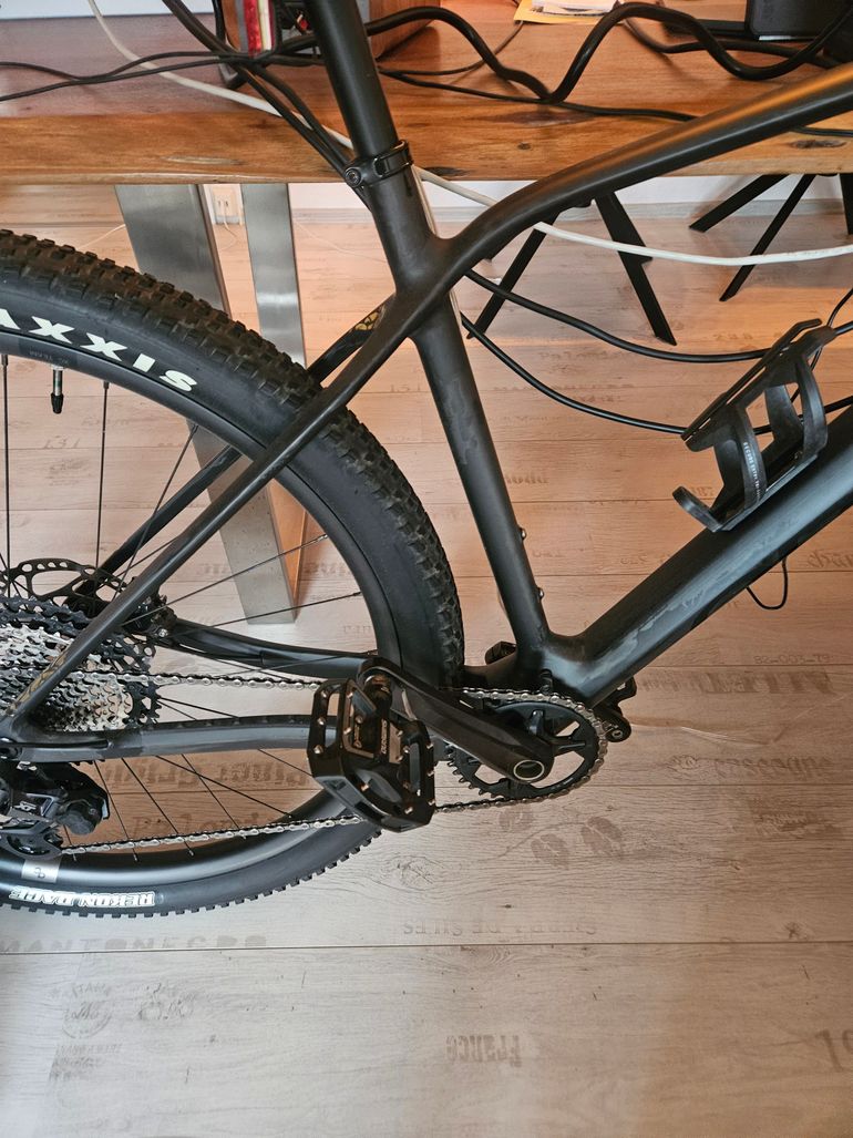 Used Orbea ALMA M PRO 2022 2022 Mountainbike, Black, 29 — image 2 of 6