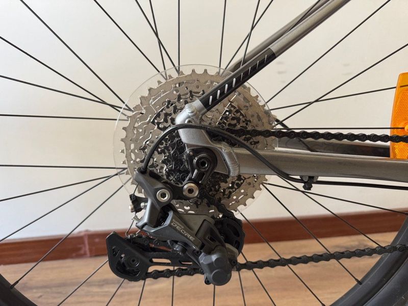 Used Cannondale Trail SL 4 2023 2023 Mountainbike, Black, 29 — image 7 of 9