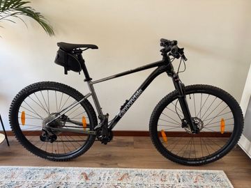 Used Cannondale Trail SL 4 2023 2023 Mountainbike, Black, 29 — image 1 of 9