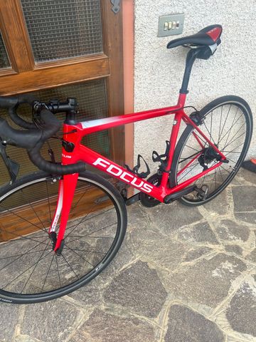 Focus Izalco Race Ultegra 2019 2019 Road & Gravel d'occasion