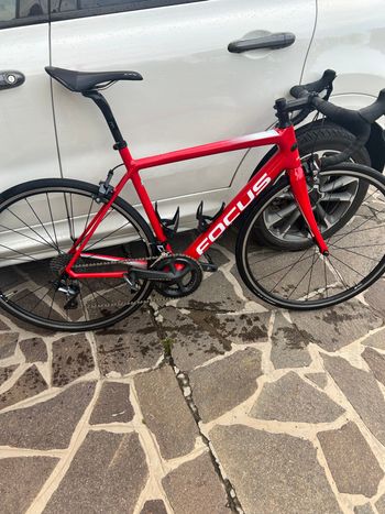 Used Focus Focus Izalco Race Ultegra 2019 2019 Road & Gravel, Red — image 7 of 7
