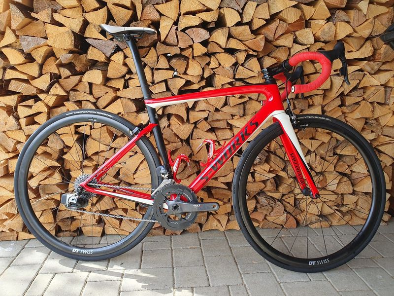 Used Specialized Tarmac SRAM Red eTap 2020 Road & Gravel, Red — image 1 of 7