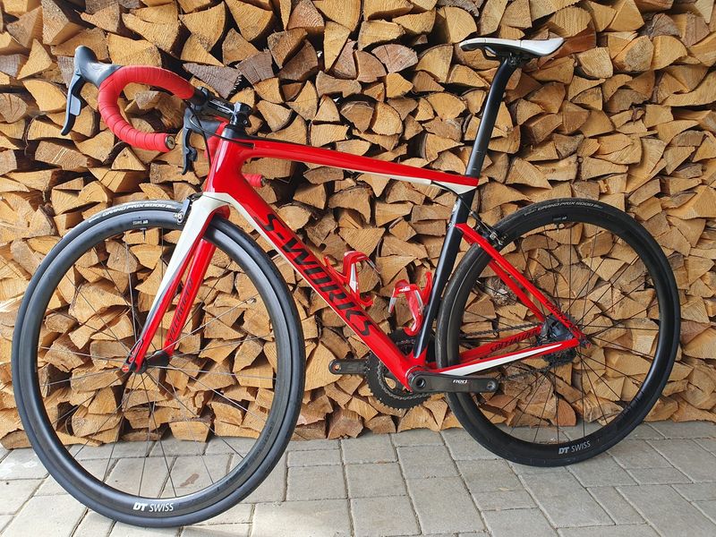 Used Specialized Tarmac SRAM Red eTap 2020 Road & Gravel, Red — image 5 of 7
