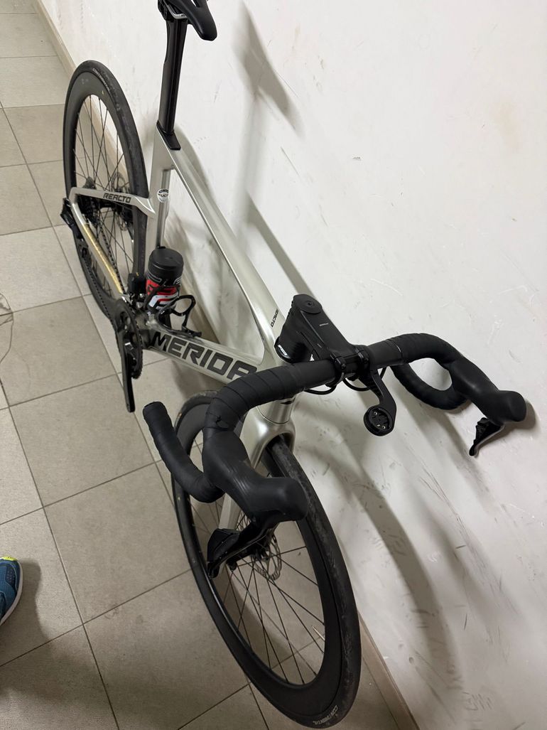 Used Merida REACTO 6000 2024 2024 Road & Gravel, Hellgrau — image 4 of 5