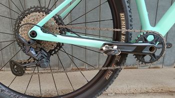 Used Orbea MTB | Orbea Alma M30 Carbonio Taglia M 2023 Mountainbike, Green — image 3 of 11