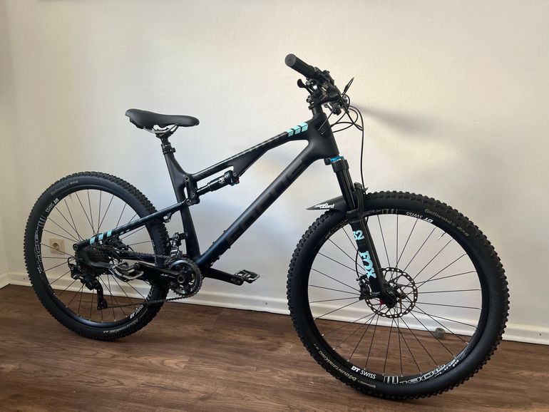 Used Focus Focus Custom Shimano Deore XT 2017 Mountainbike, Black — image 1 of 8