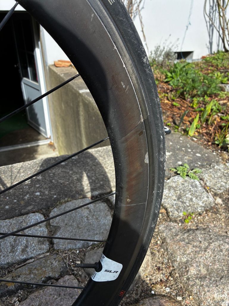 Used Giant TCR Advanced Pro 1 2017 2017 Road & Gravel — image 5 of 12