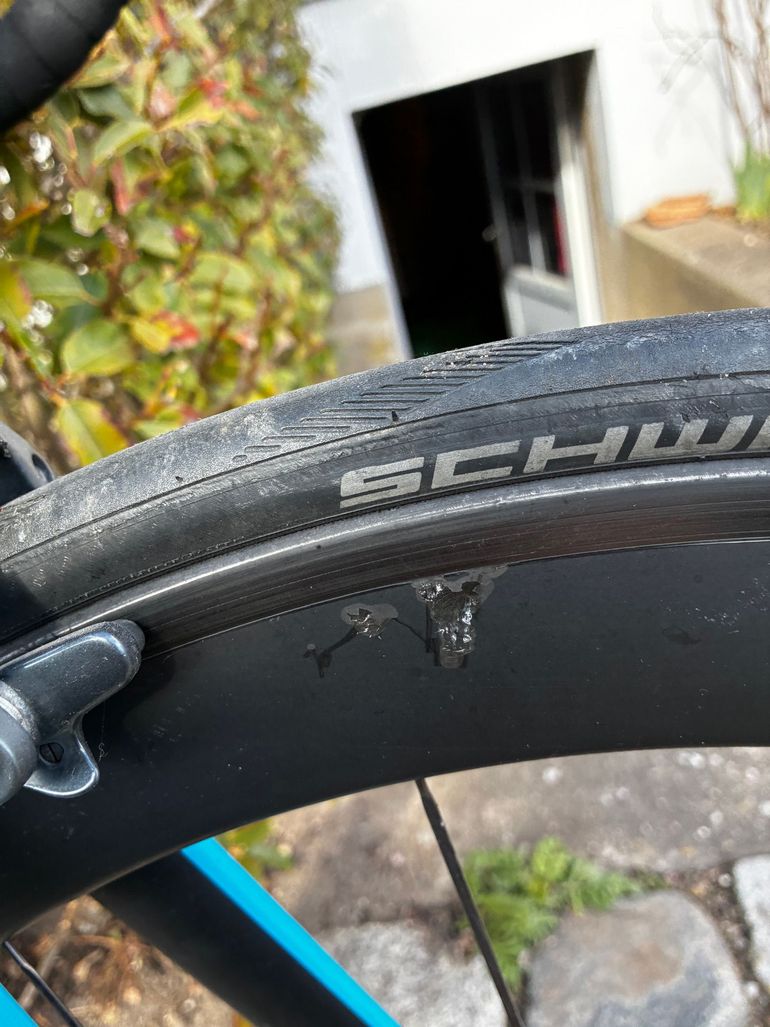 Used Giant TCR Advanced Pro 1 2017 2017 Road & Gravel — image 12 of 12