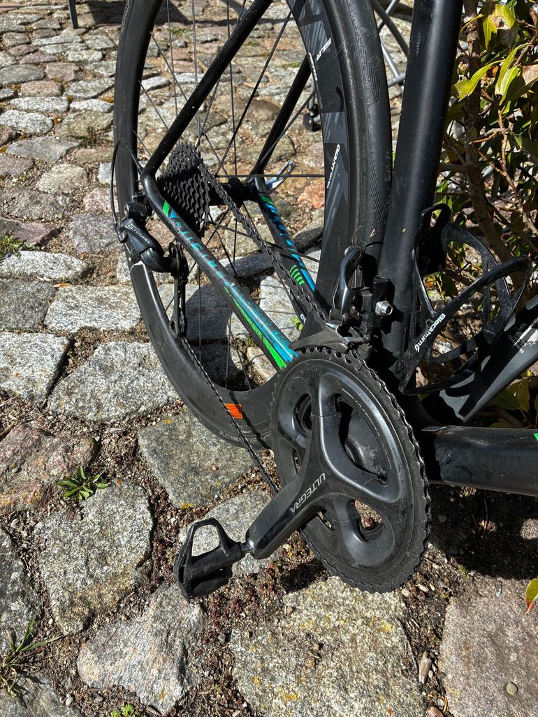 Used Giant TCR Advanced Pro 1 2017 2017 Road & Gravel — image 3 of 12