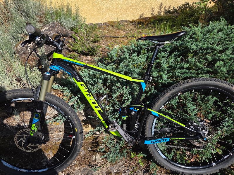 Giant Antheme 1 2016 Mountainbike de segunda mano, Negro — imagen 2 de 3