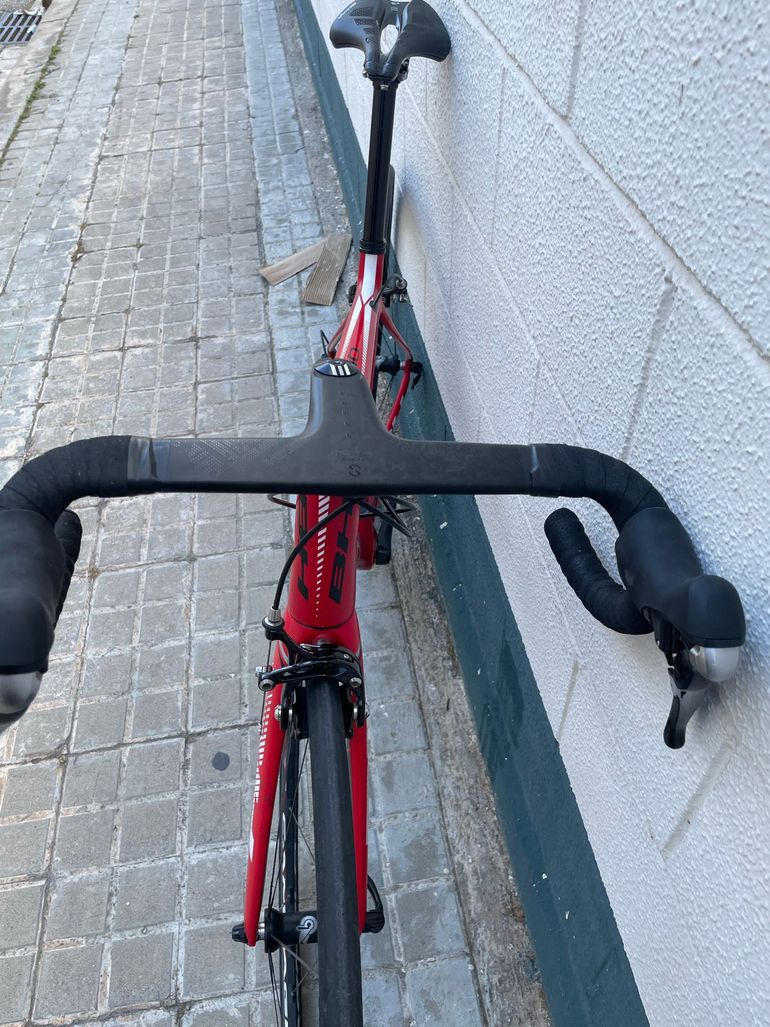 Used BH Quartz Shimano Ultegra 2016 Road & Gravel, Rosso — image 6 of 10
