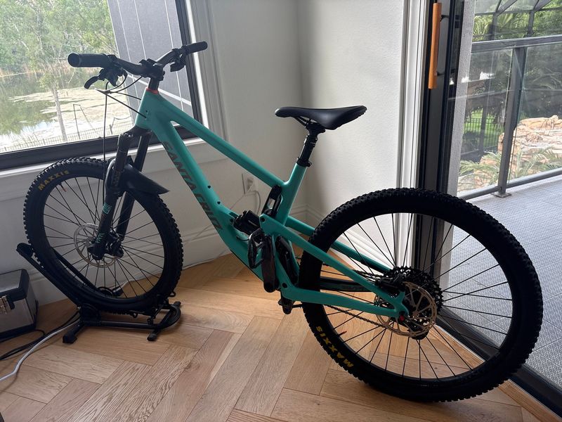 Used Santa Cruz Bronson R / Carbon C 2025 2025 MTB