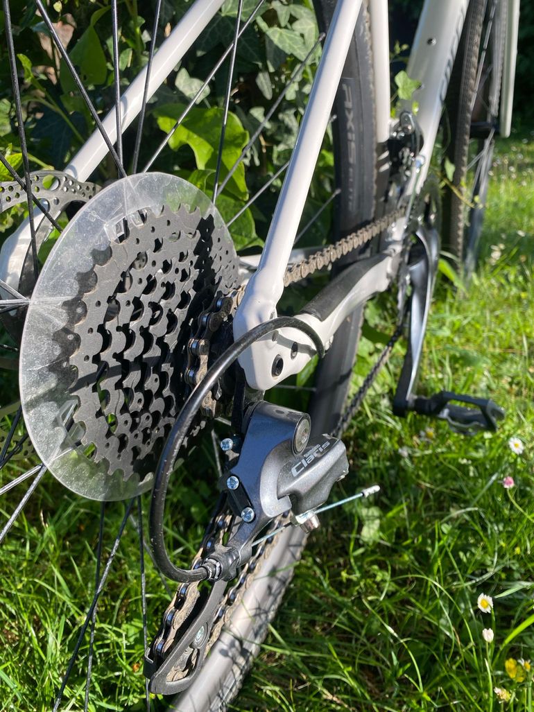 Used Specialized Diverge E5 2025 2025 Road & Gravel, White — image 7 of 11