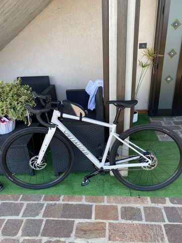 Used Specialized Diverge E5 2025 2025 Road & Gravel, White — image 4 of 11