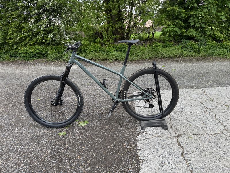 Used Commencal META HT AM ESSENTIAL 2022 2022 MTB