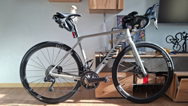 Used Canyon Endurace CF SL 8 Aero 2022 2022 Road & Gravel, White — image 2 of 12