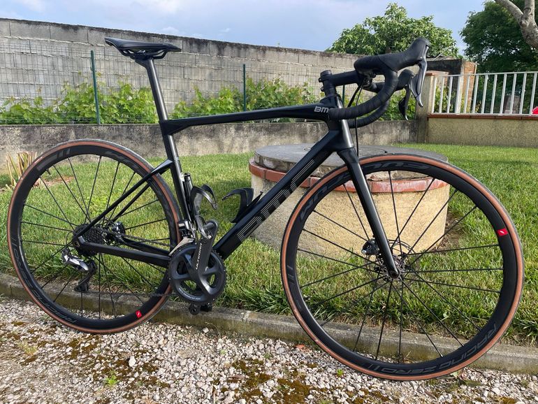 Used BMC Roadmachine TWO 2021 2021 Road & Gravel — image 1 of 9