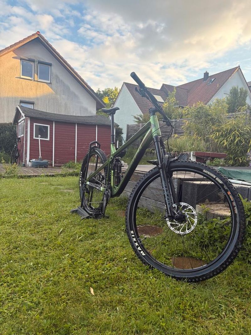 Käytetty GHOST Riot AM AL Universal 2023 MTB