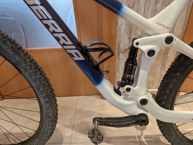 Berria MAKO 6 2023 2023 Mountainbike de segunda mano, Blanco — imagen 11 de 11