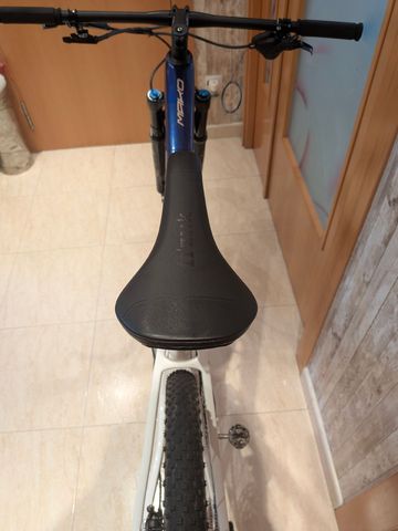 Berria MAKO 6 2023 2023 Mountainbike de segunda mano, Blanco — imagen 7 de 11