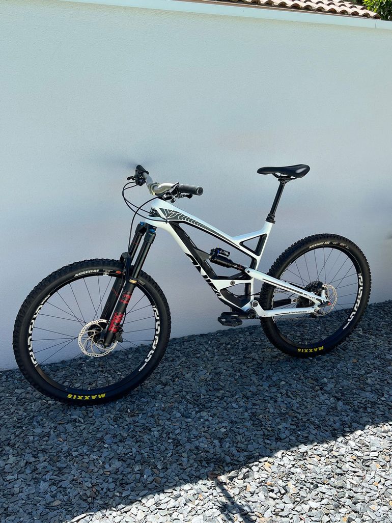 Used YT YT Custom SRAM GX 2016 Mountainbike, White — image 2 of 4