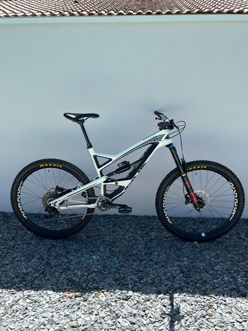 Used YT YT Custom SRAM GX 2016 Mountainbike, White — image 1 of 4