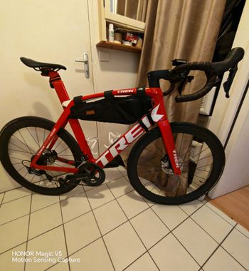 Used Trek Madone SLR 6 Disc 2019 2019 Road & Gravel, Red — image 28 of 39