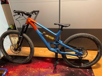 Used YT Industries Capra 29 CORE 3 CF 2025 2025 Mountainbike, Blue, Mixed — image 2 of 3