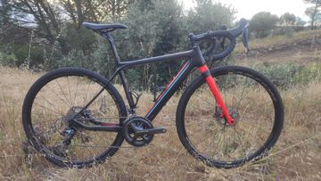 GT Grade Carbon Ultegra 2017 2017 Road & Gravel usato