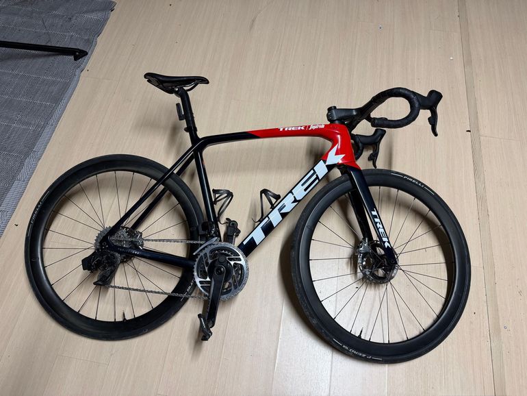 Used Trek Émonda SLR 9 eTap 2021 2021 Road & Gravel, Red — image 6 of 10