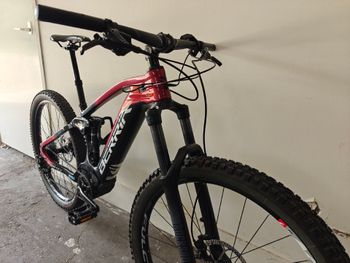 Used Berria Custom SRAM NX Eagle 2023 Mountainbike, Red, 29 — image 8 of 15